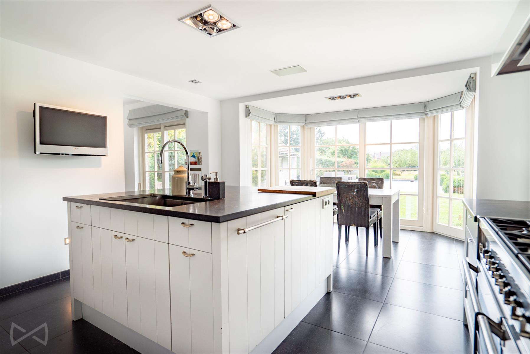 Picture 1 of 4 for House with four bedrooms in Céroux-Mousty