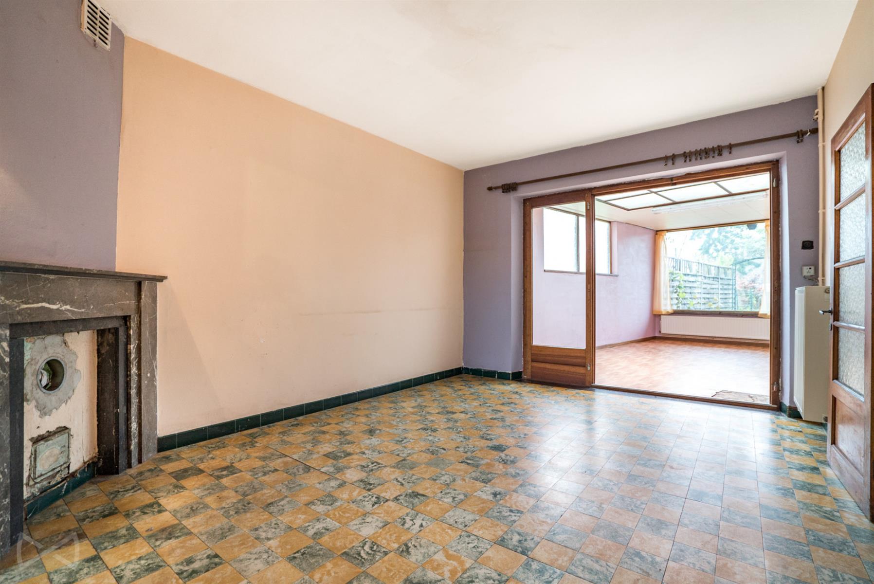Picture 1 of 4 for House with five bedrooms in Marche-en-Famenne
