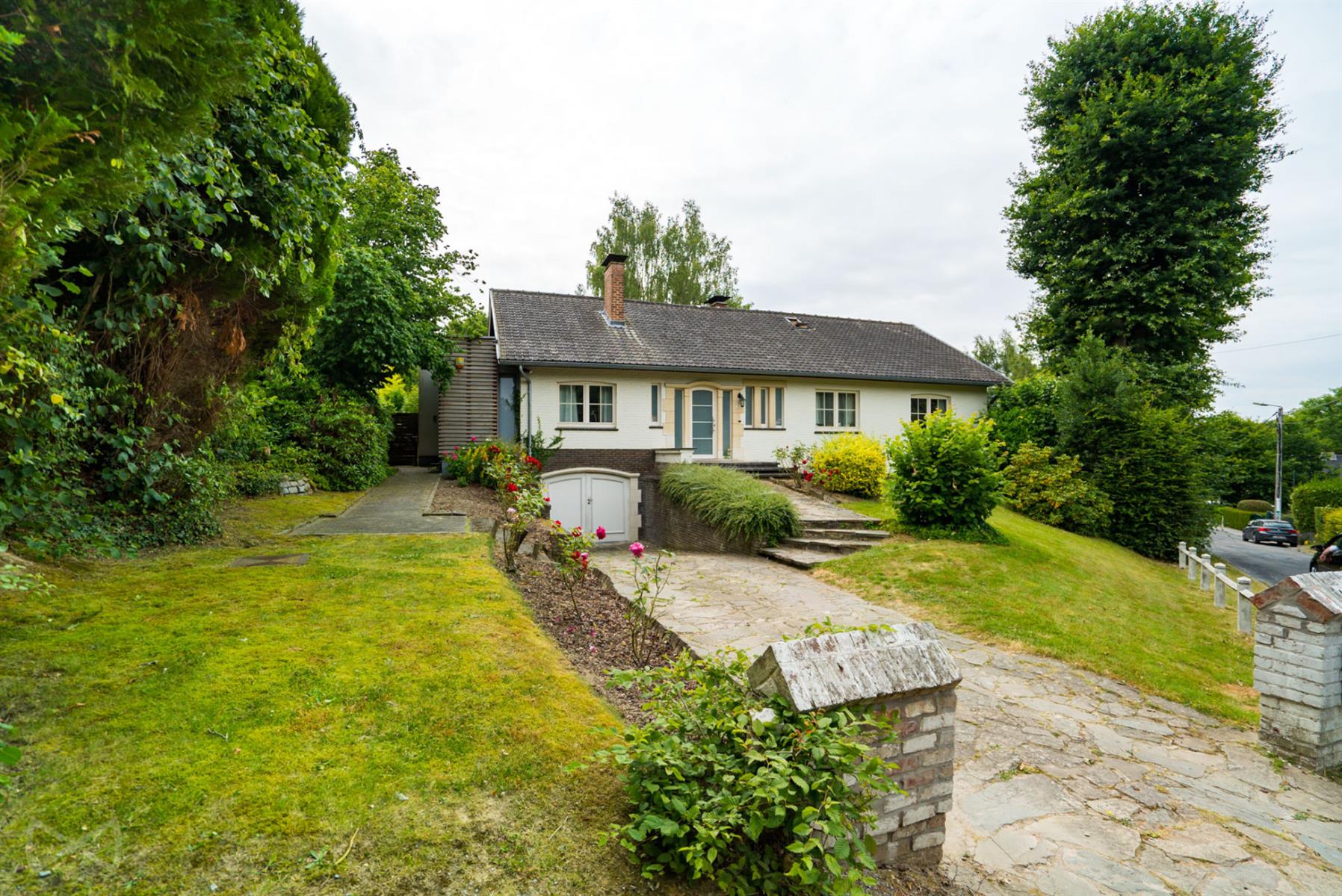 Picture 1 of 5 for House with five bedrooms in Rixensart