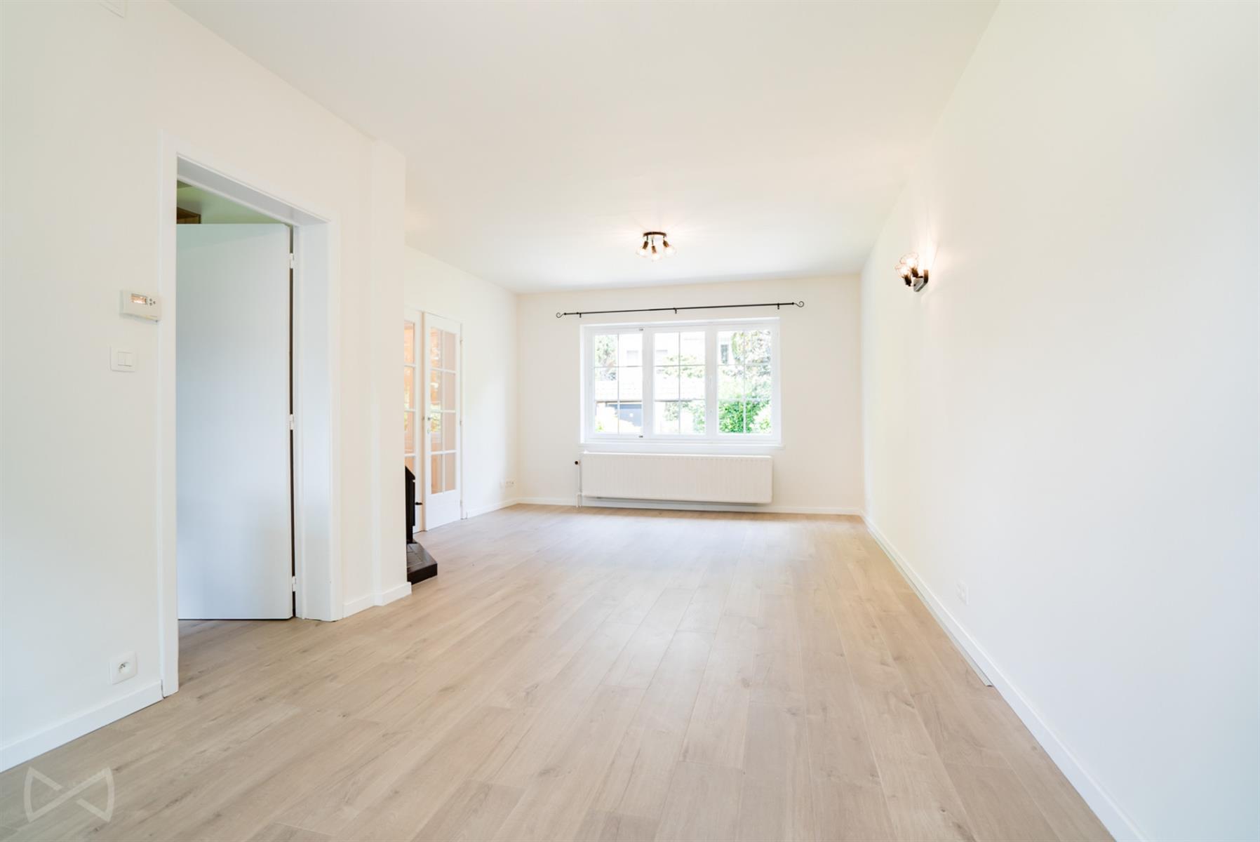 Picture 3 of 3 for House with four bedrooms in Rixensart