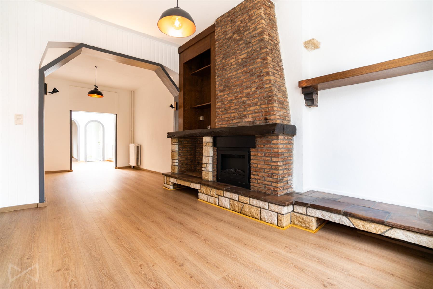 Picture 2 of 4 for House with three bedrooms in Waterloo