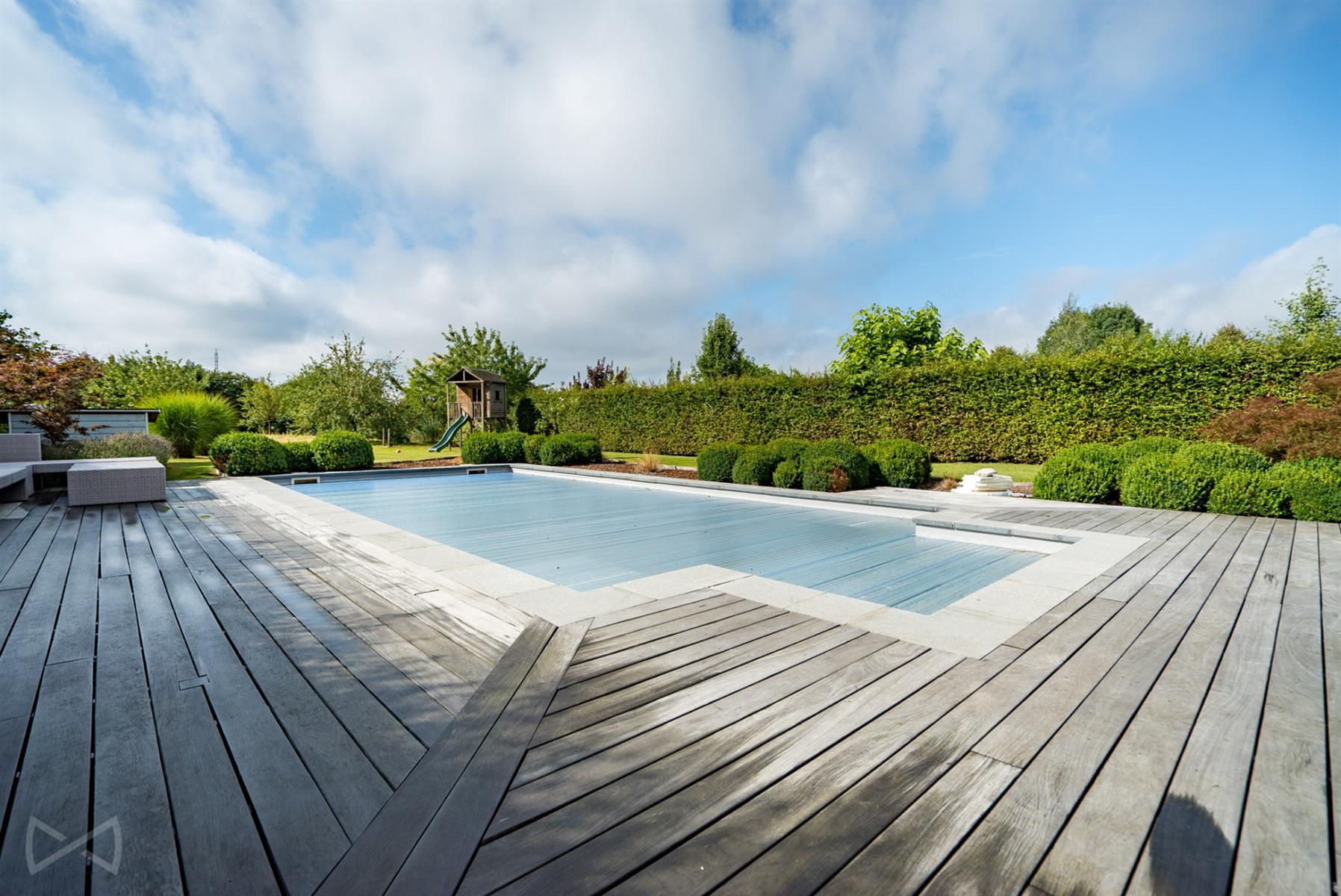 Picture 3 of 4 for House with four bedrooms in Céroux-Mousty