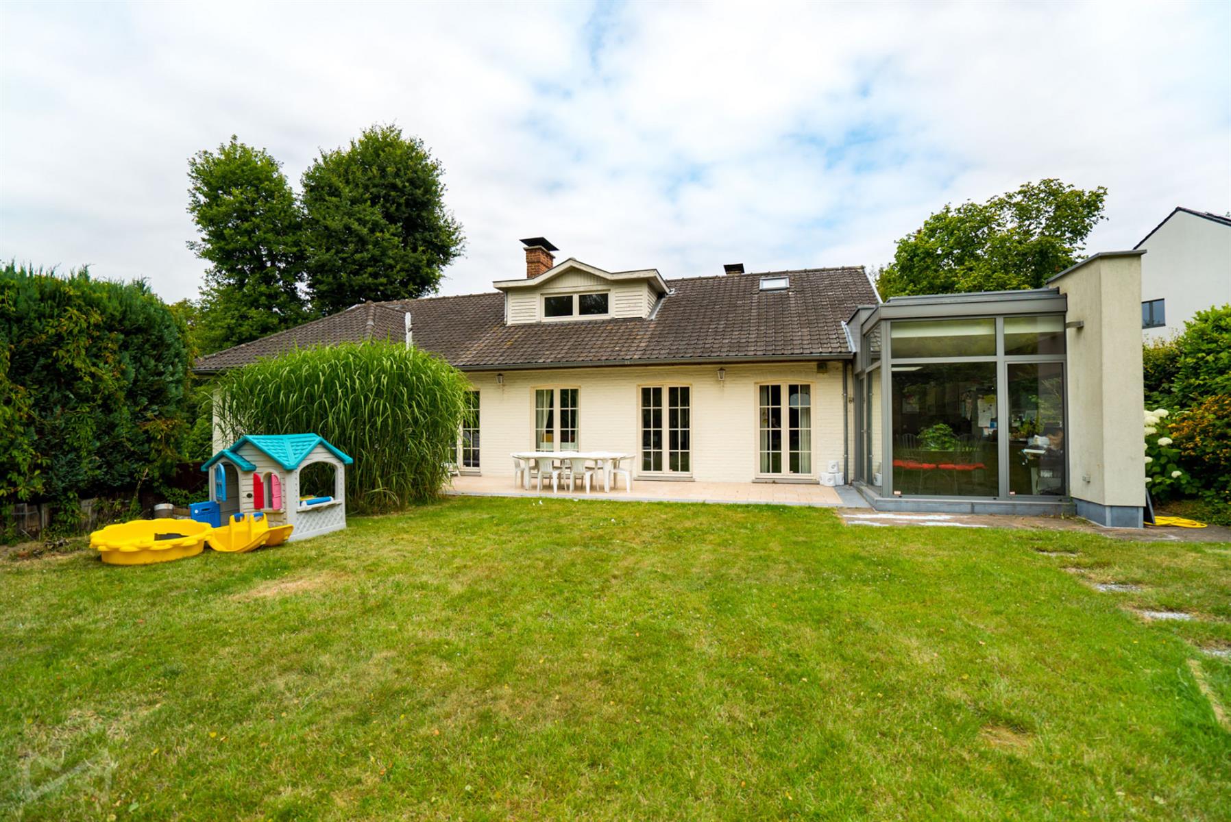 Picture 2 of 2 for House with five bedrooms in Rixensart
