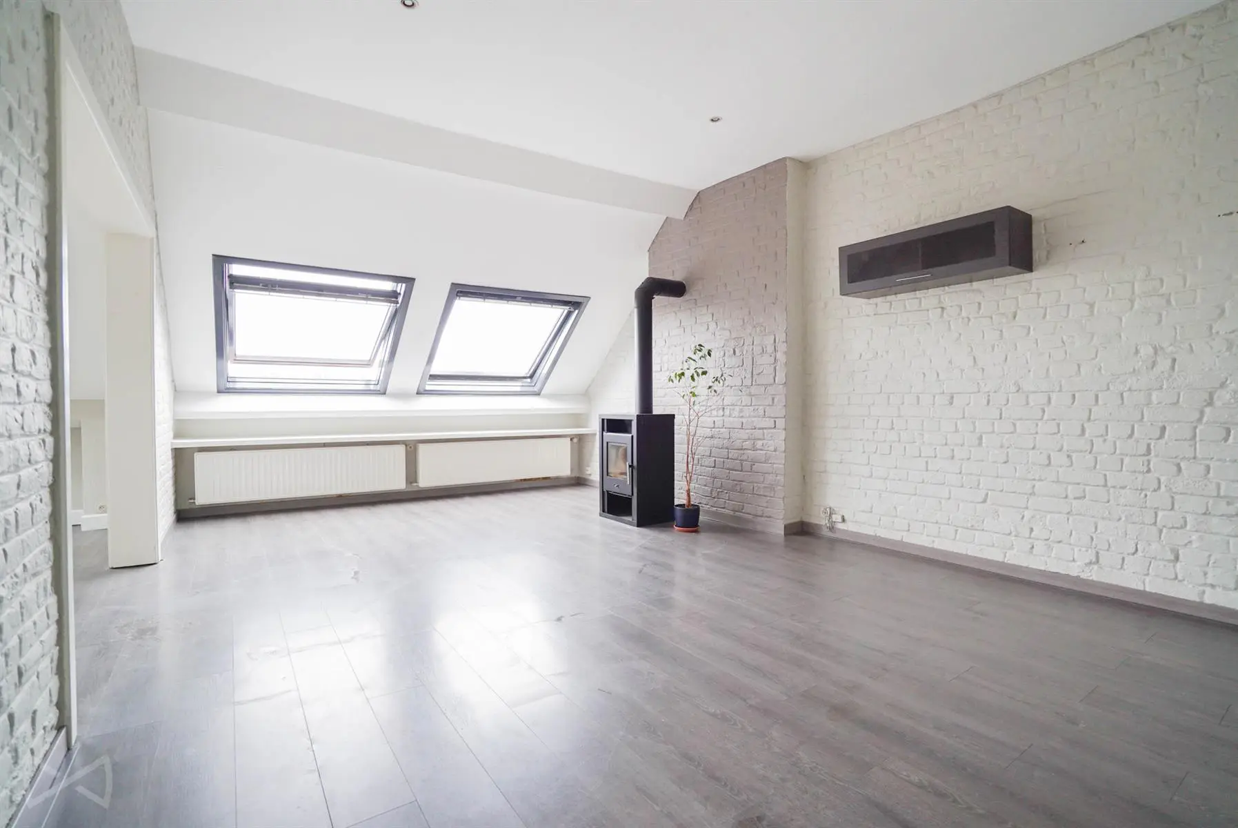Picture 1 of 5 for Flat with two bedrooms in Wavre