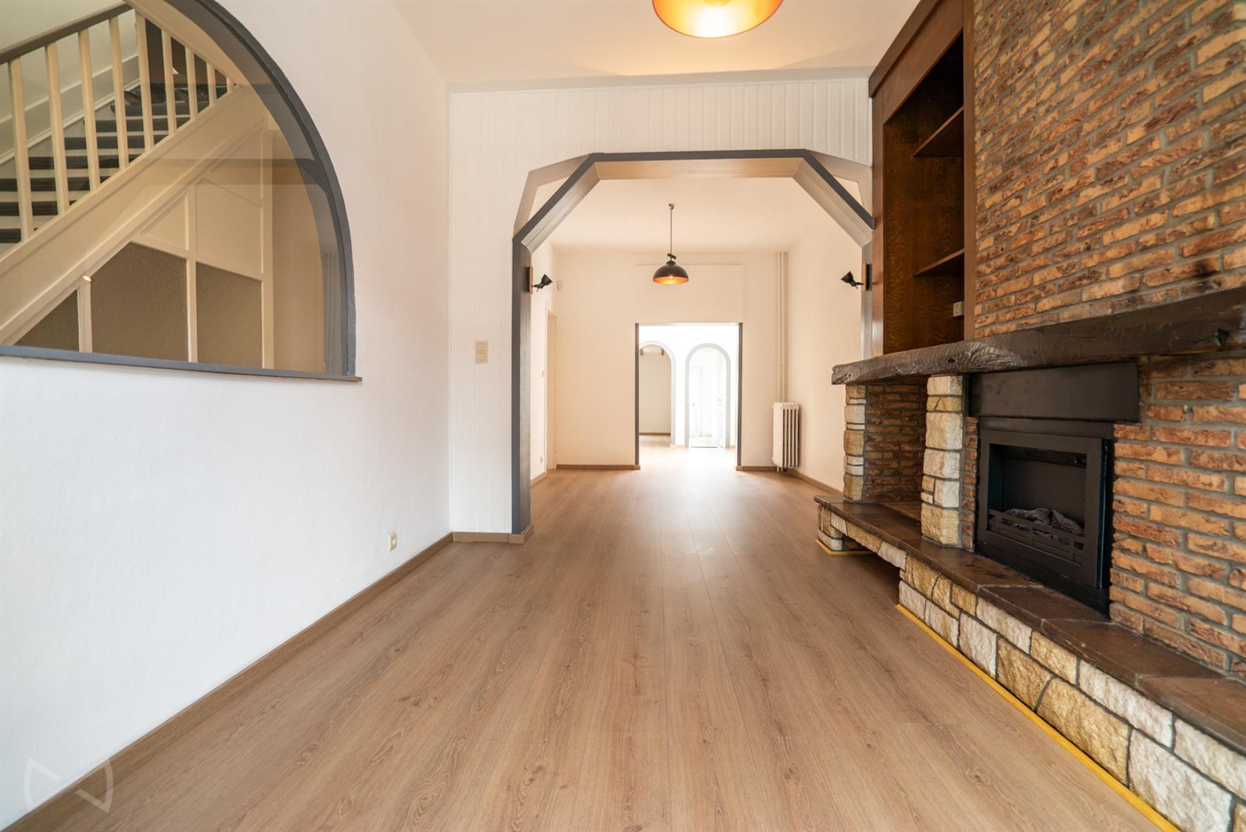 Picture 1 of 4 for House with three bedrooms in Waterloo