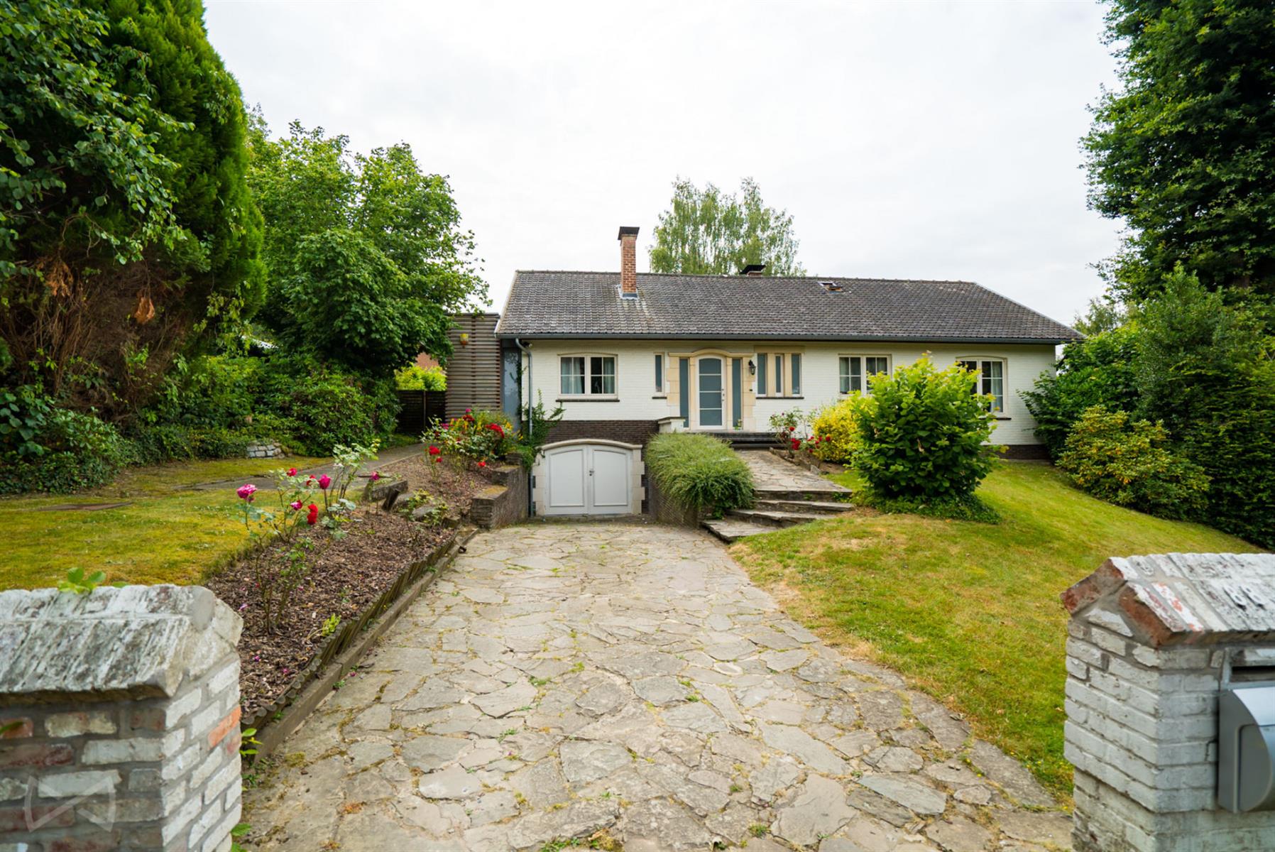Picture 1 of 2 for House with five bedrooms in Rixensart