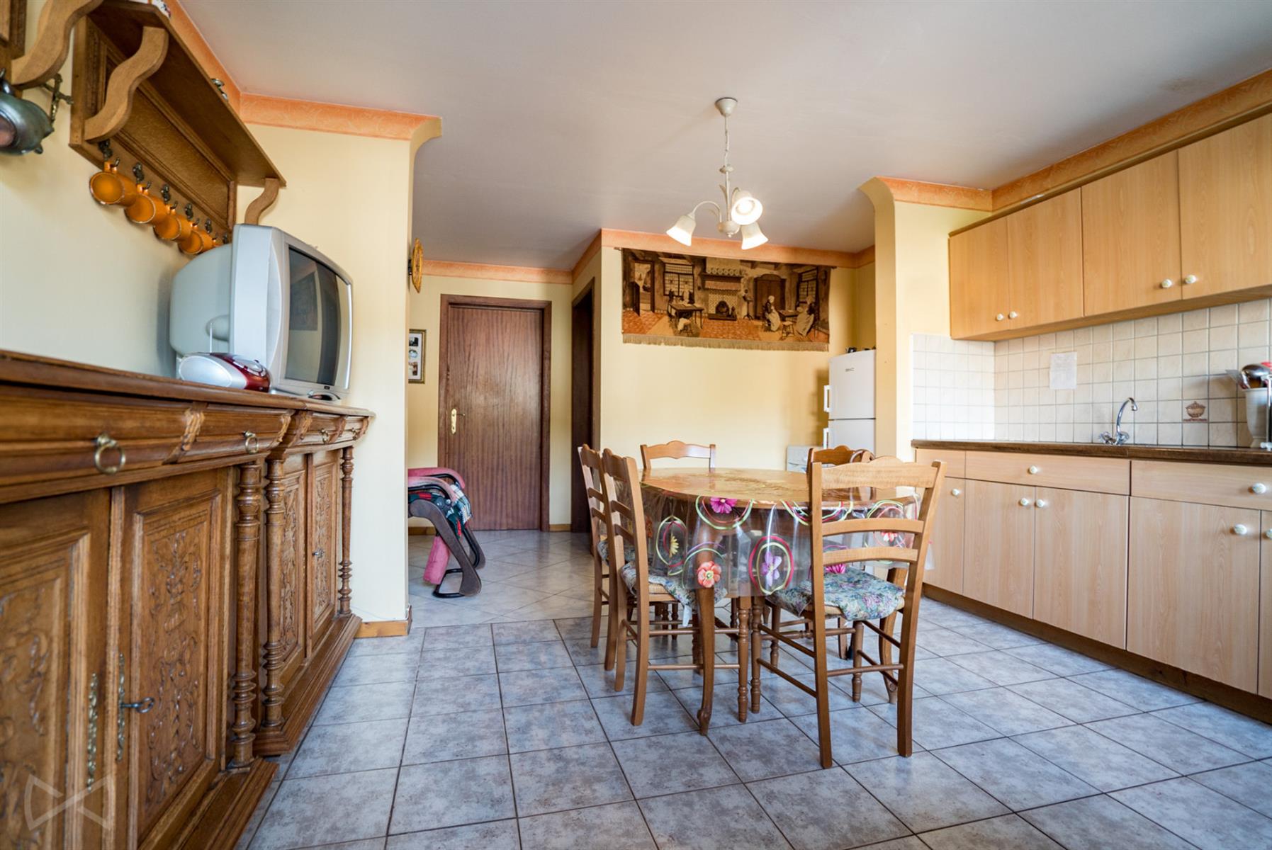 Photo 4 sur 4 pour Maison de huit chambres à Bomal sur Ourthe