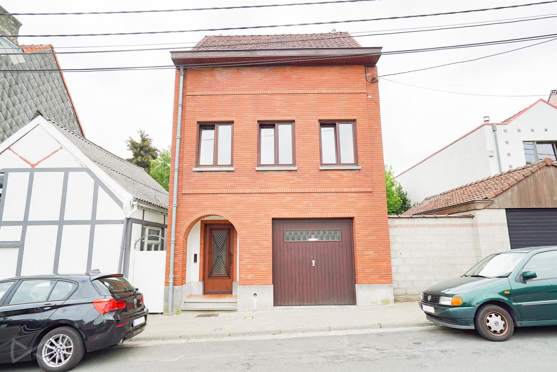 Photo 1 sur 5 pour Maison de cinq chambres à La Hulpe
